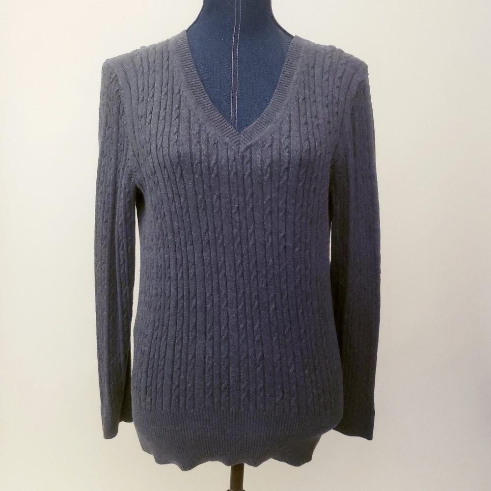 🧣Tommy Hilfiger Gray V-Neck Sweater Sz XL 🧣